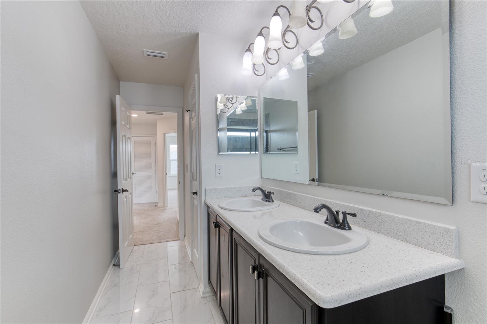 Image 45 of 69 For 160 Pergola Place