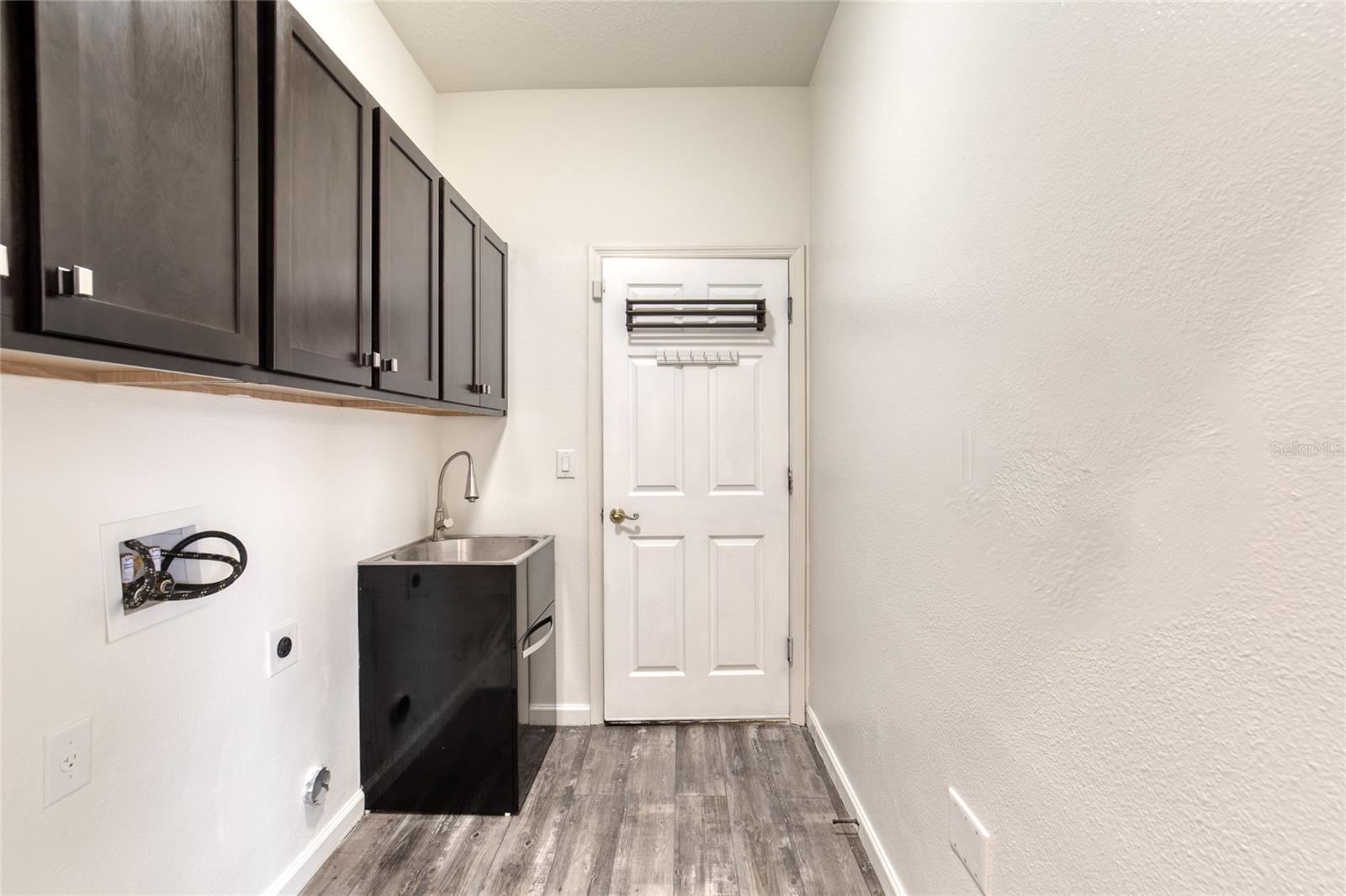 Image 49 of 69 For 160 Pergola Place