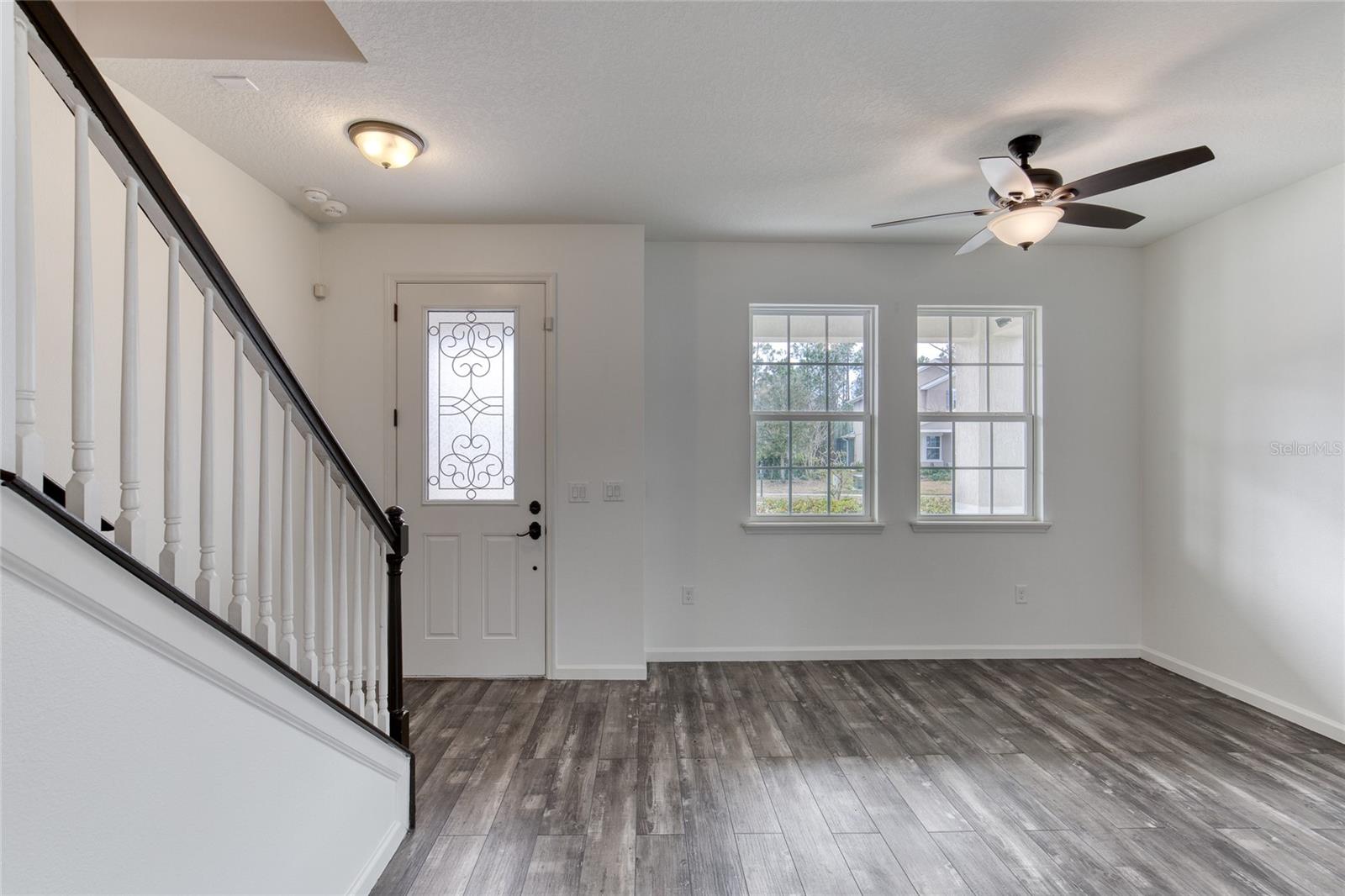 Image 7 of 69 For 160 Pergola Place