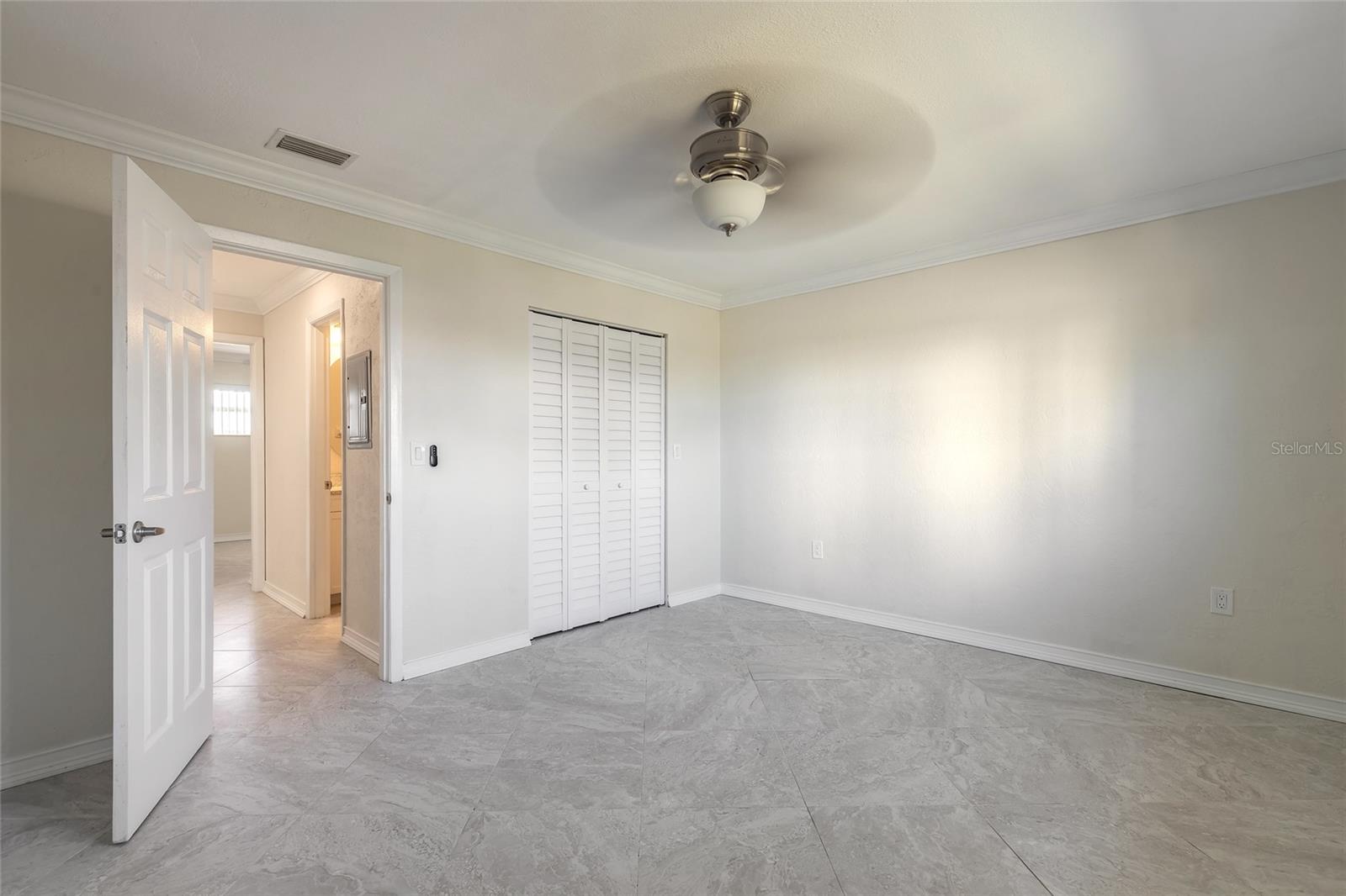 Image 13 of 22 For 1510 Ocean Shore Boulevard 4150