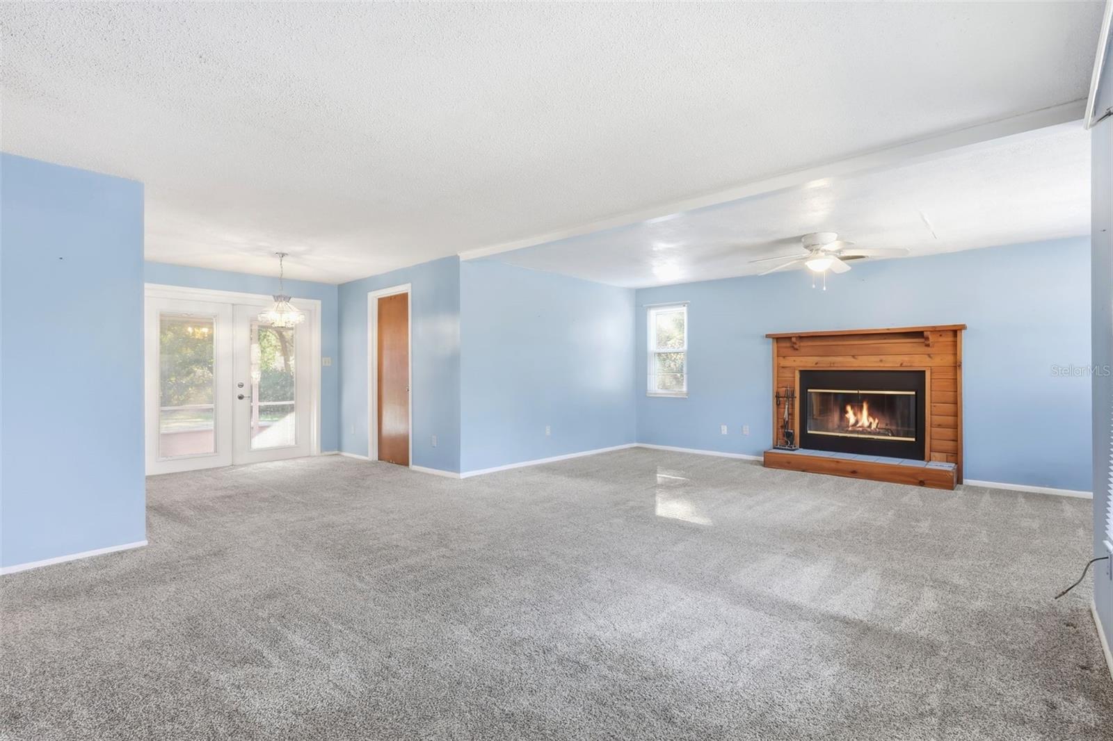 Image 6 of 32 For 380 Brooklyn Avenue