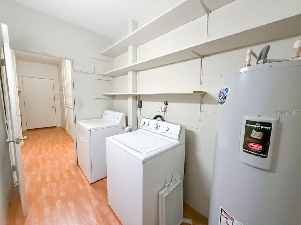 Image 15 of 53 For 2208 Community Way