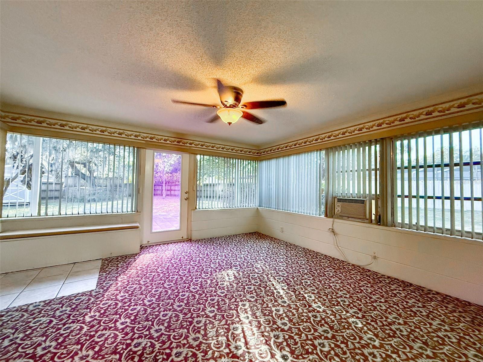 Image 3 of 53 For 2208 Community Way