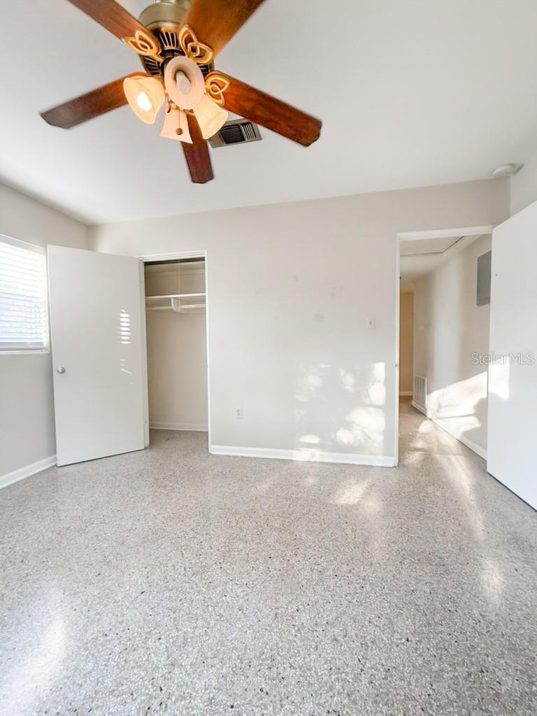 Image 34 of 53 For 2208 Community Way