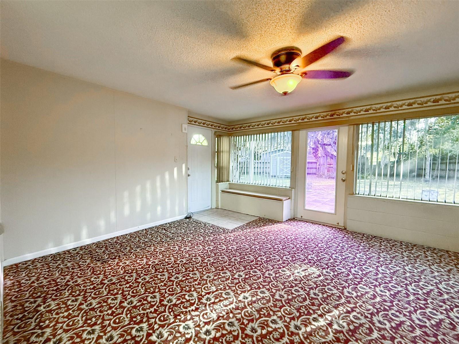 Image 4 of 53 For 2208 Community Way