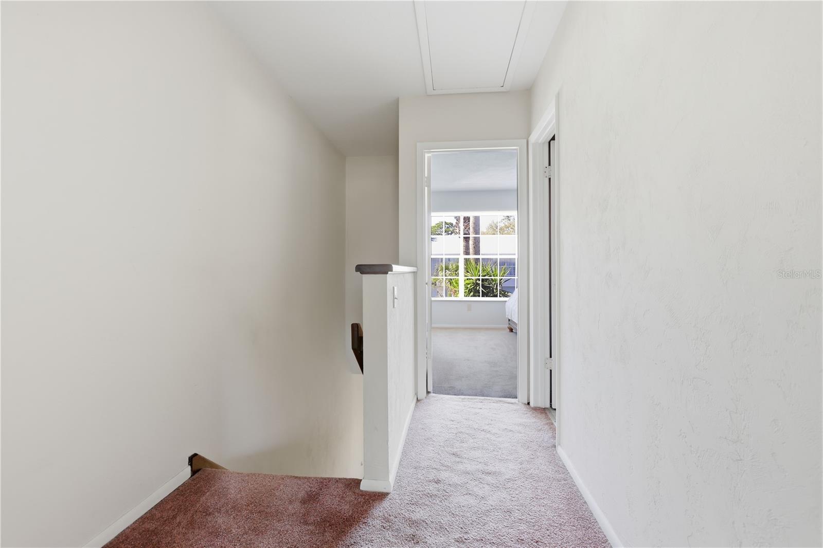 Image 15 of 27 For 175 Yorktowne Drive 21