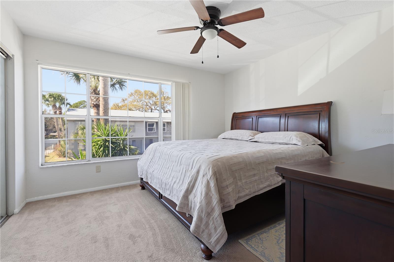 Image 16 of 27 For 175 Yorktowne Drive 21