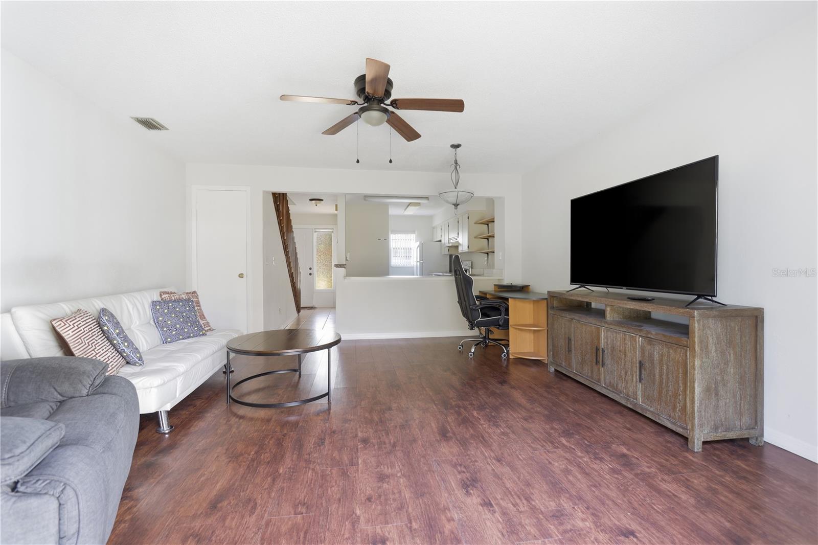 Image 9 of 27 For 175 Yorktowne Drive 21