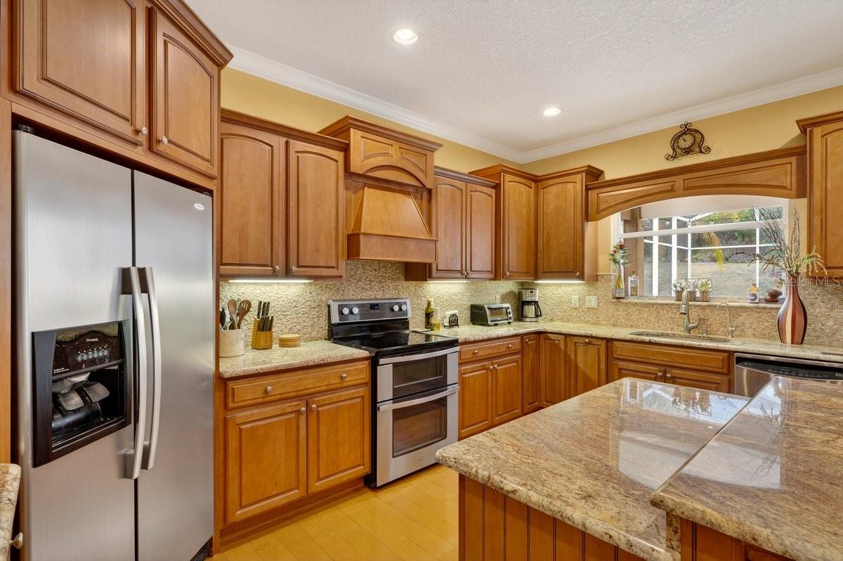 Image 20 of 82 For 341 Glen Club Drive