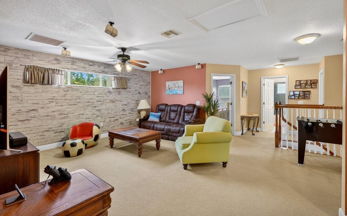 Image 34 of 82 For 341 Glen Club Drive