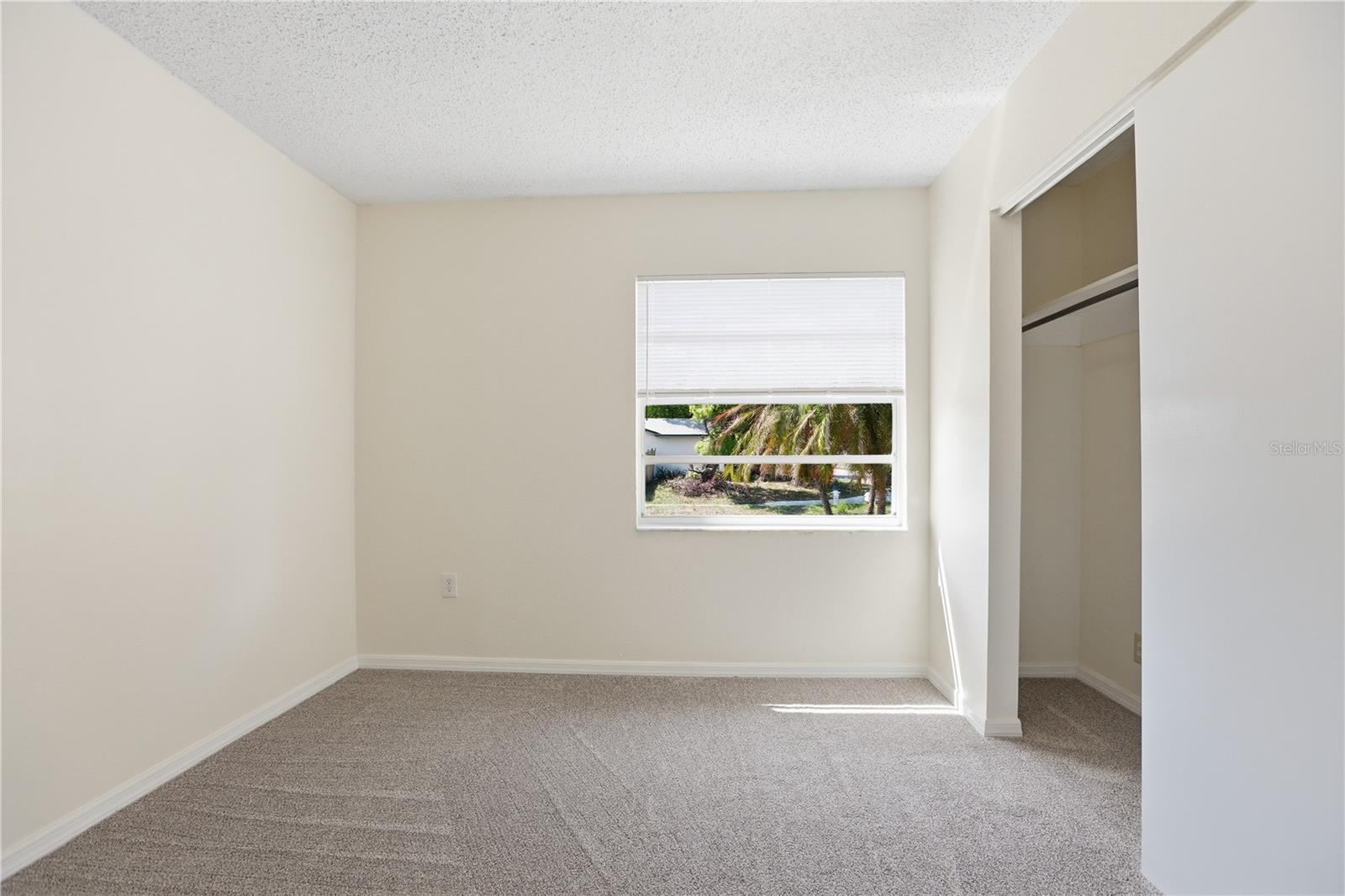 Image 19 of 36 For 2483 Becky Sue Drive