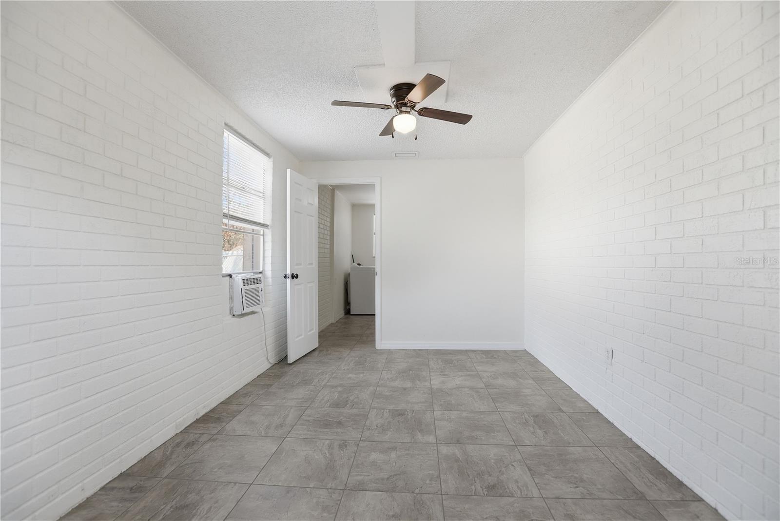 Image 28 of 36 For 2483 Becky Sue Drive