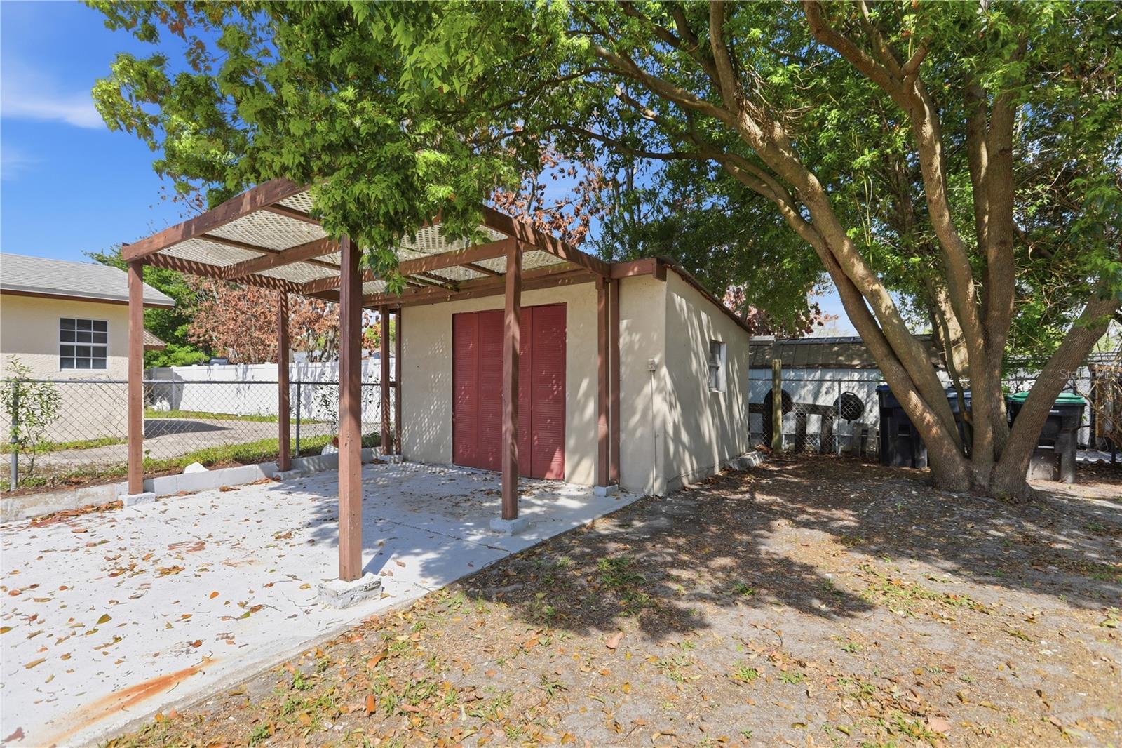 Image 30 of 36 For 2483 Becky Sue Drive