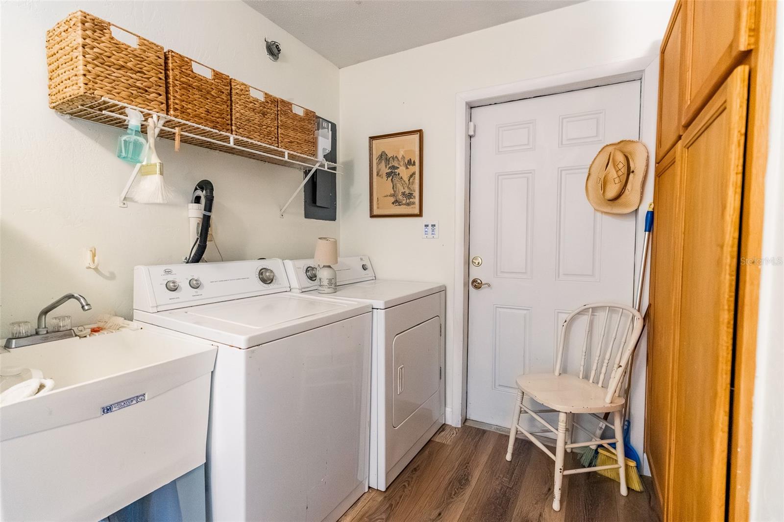 Image 15 of 16 For 2259 Spring Garden Avenue