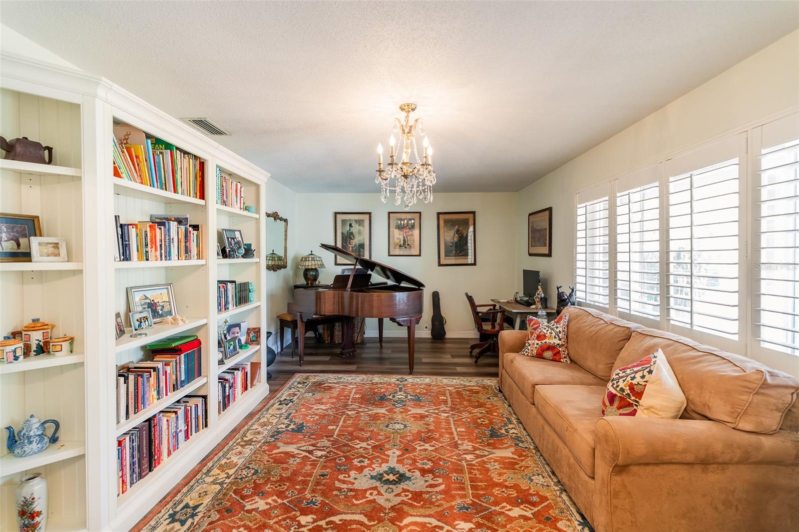 Image 4 of 16 For 2259 Spring Garden Avenue