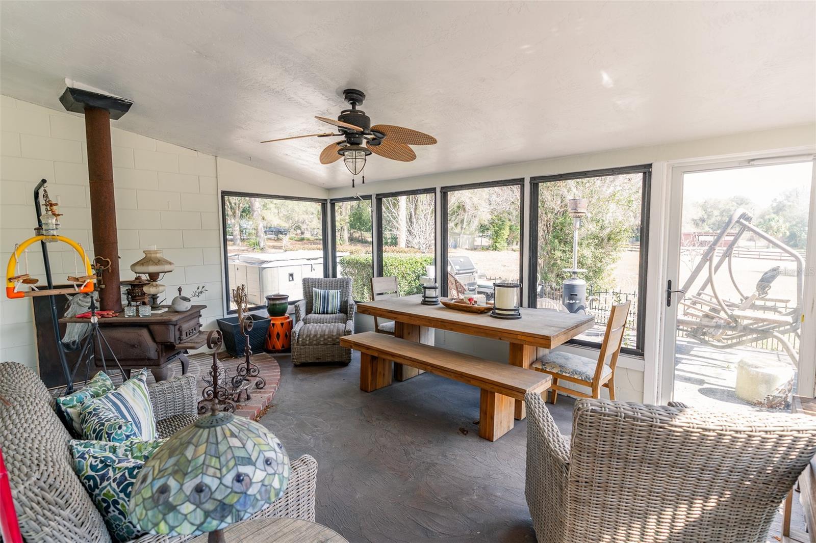 Image 8 of 16 For 2259 Spring Garden Avenue