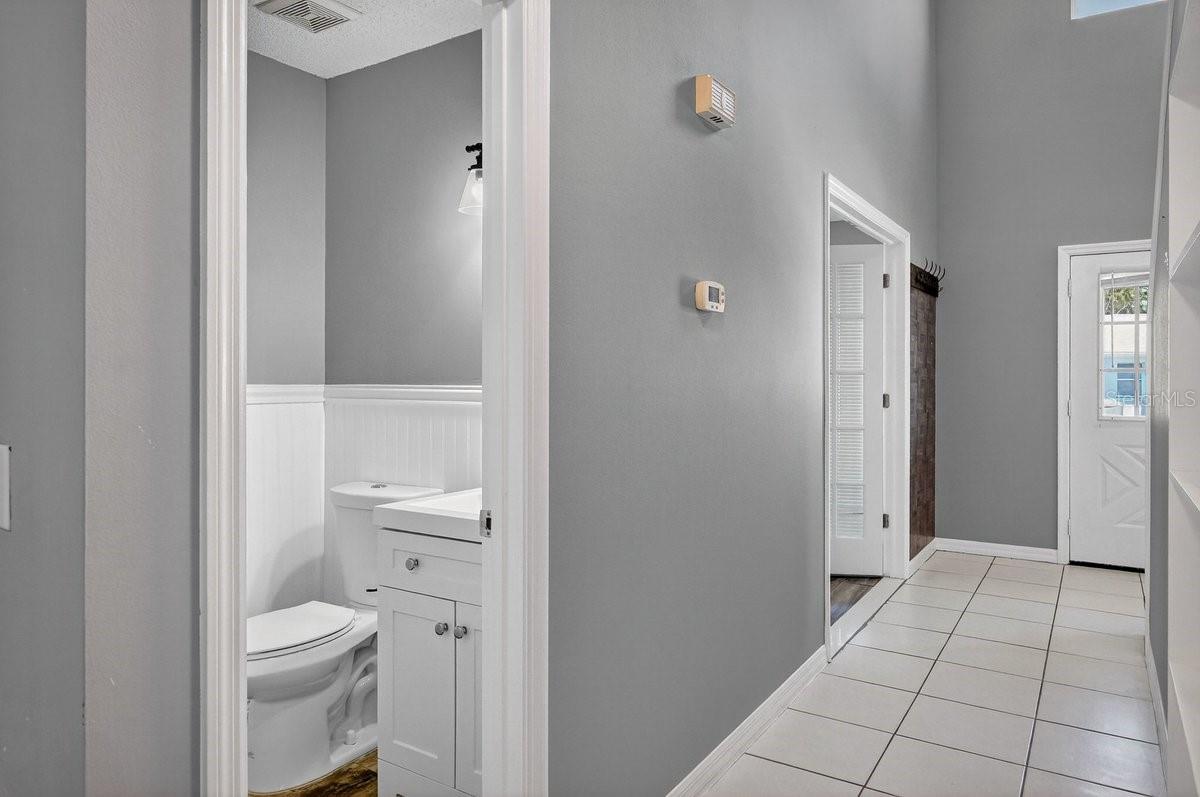 Image 34 of 60 For 19 Woodglen Place