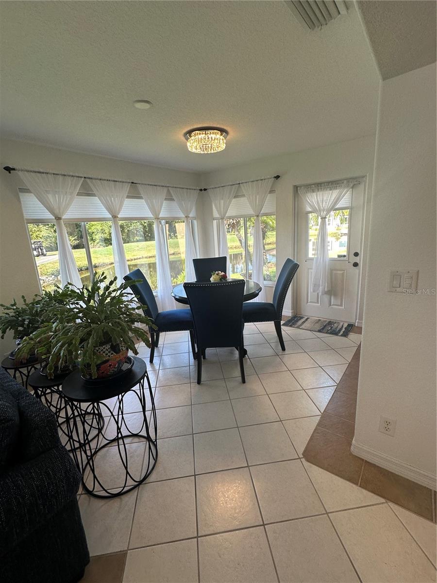 Image 11 of 21 For 24327 Buckingham Way