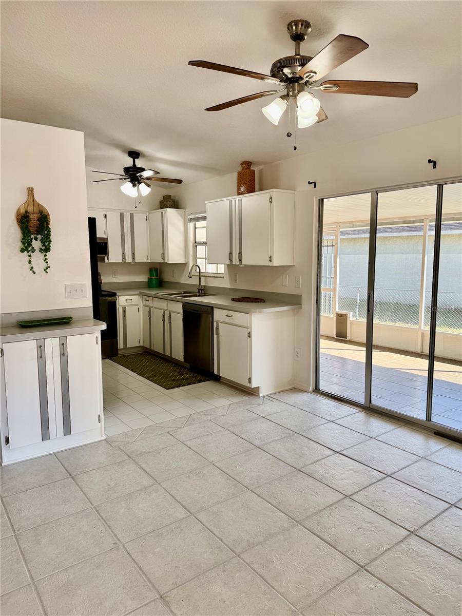 Image 21 of 27 For 2510 Dahlia Road