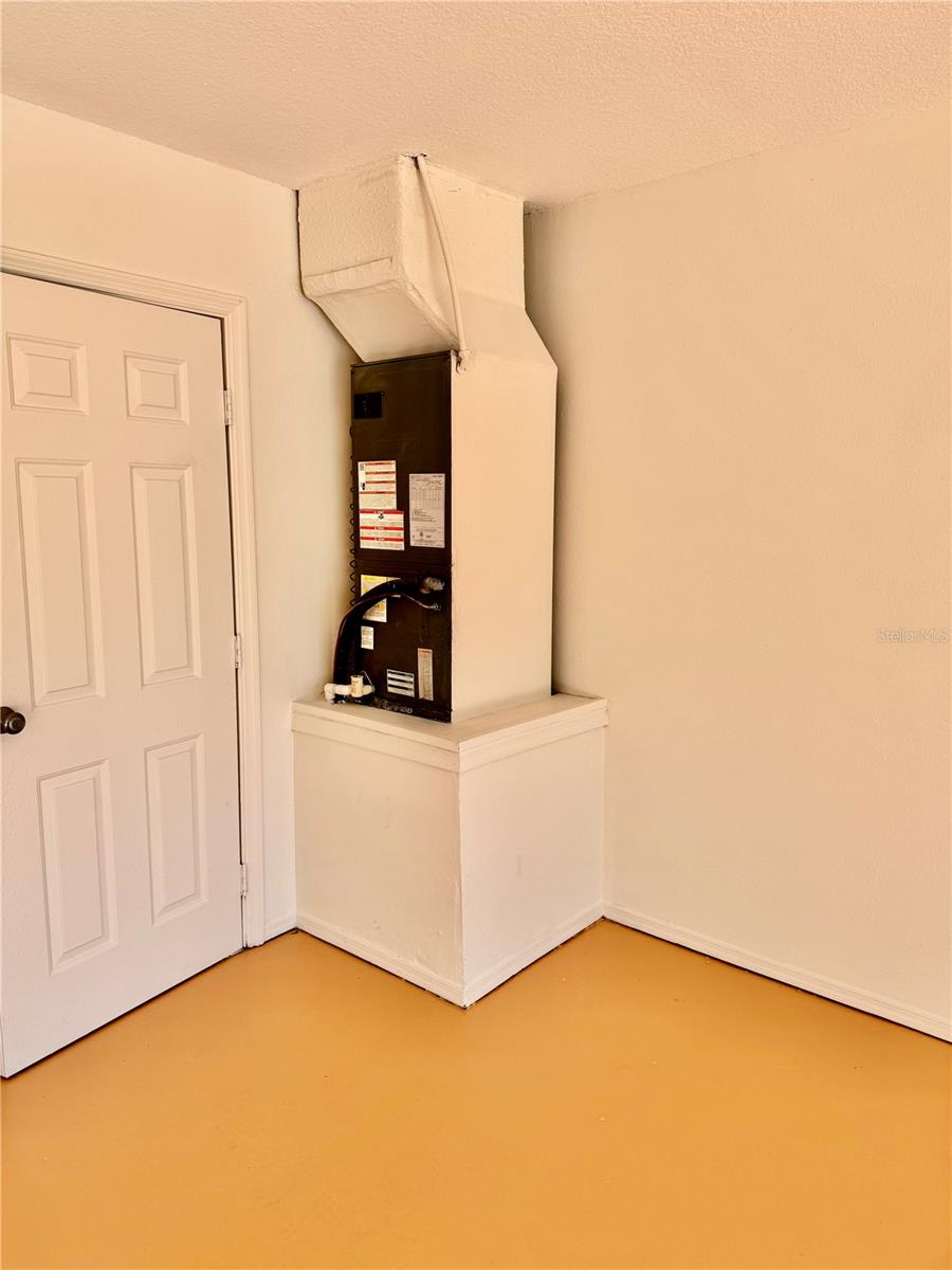 Image 4 of 27 For 2510 Dahlia Road