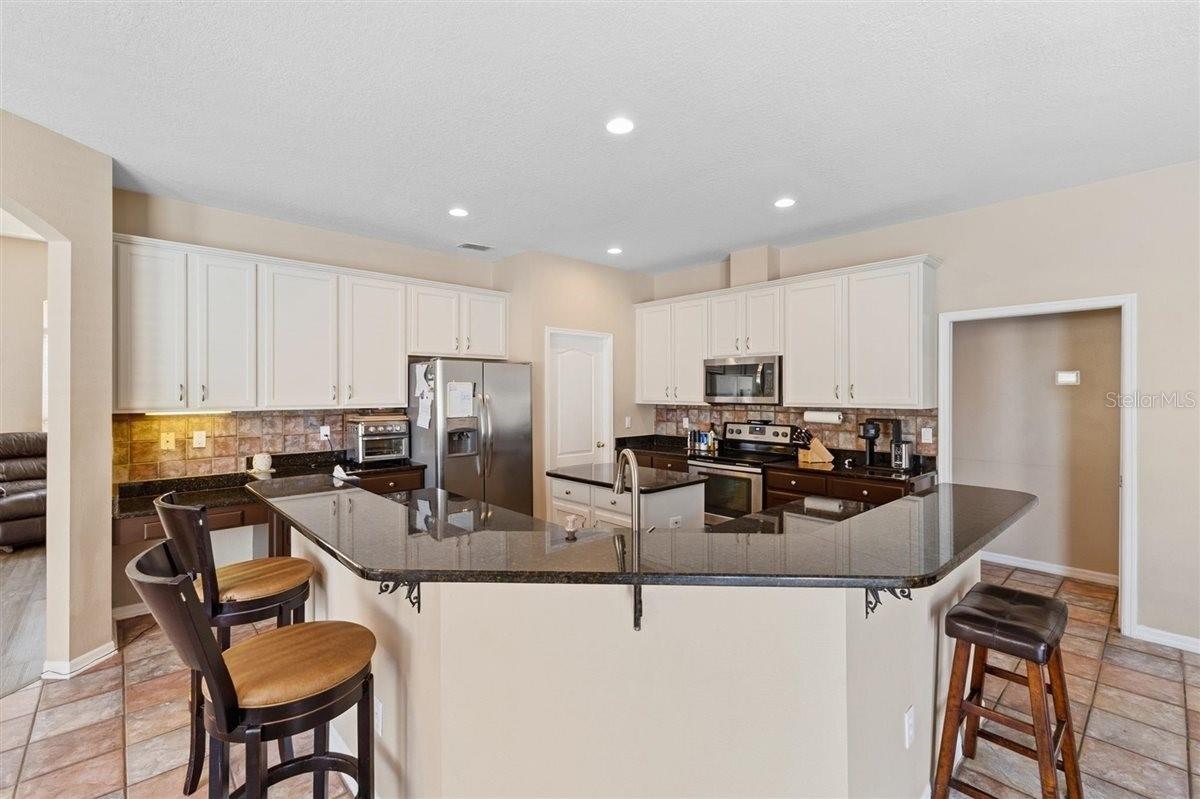 Image 11 of 40 For 7909 Fernleaf Drive