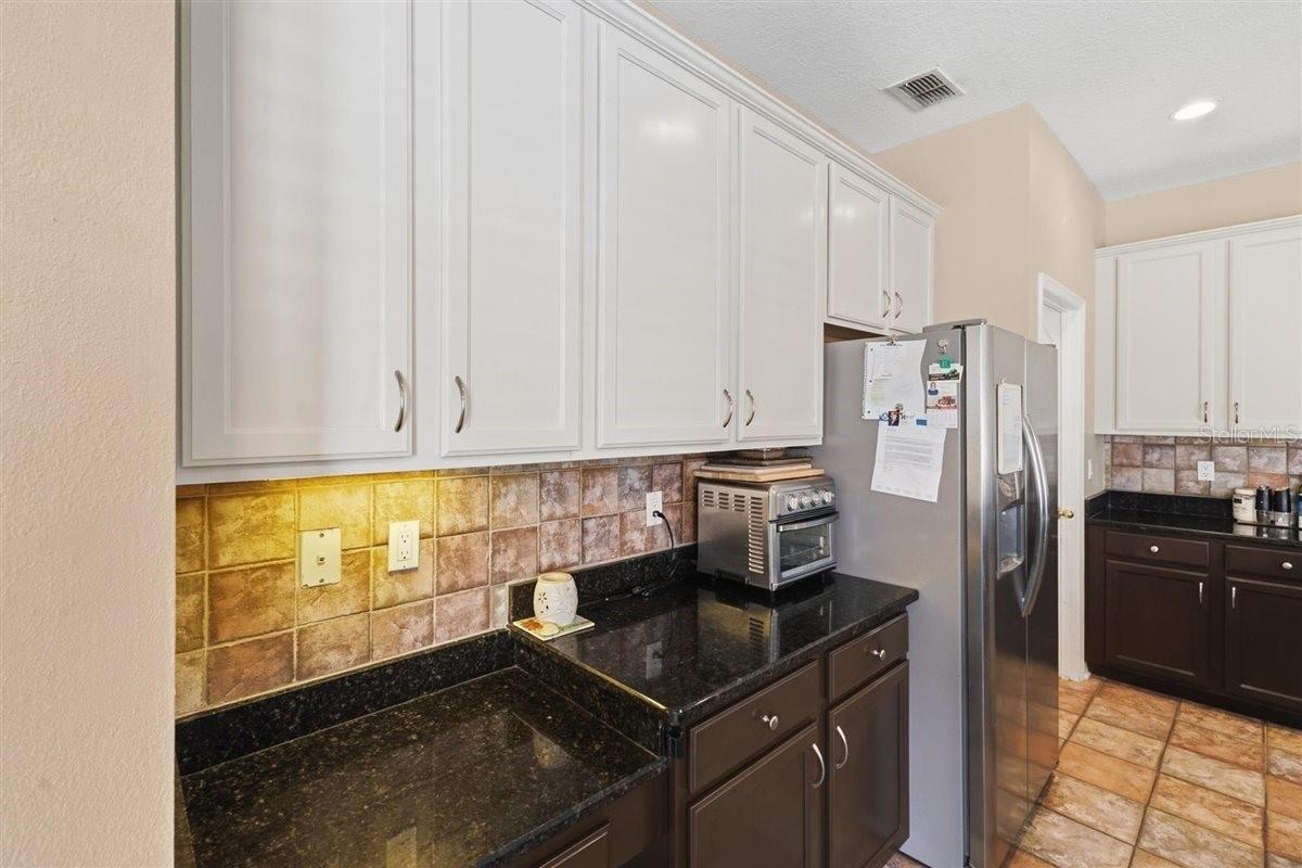 Image 14 of 40 For 7909 Fernleaf Drive