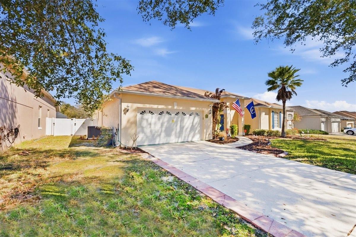 Image 2 of 40 For 7909 Fernleaf Drive