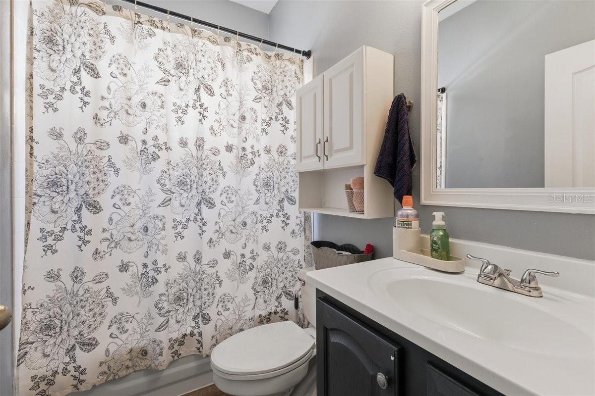 Image 28 of 40 For 7909 Fernleaf Drive