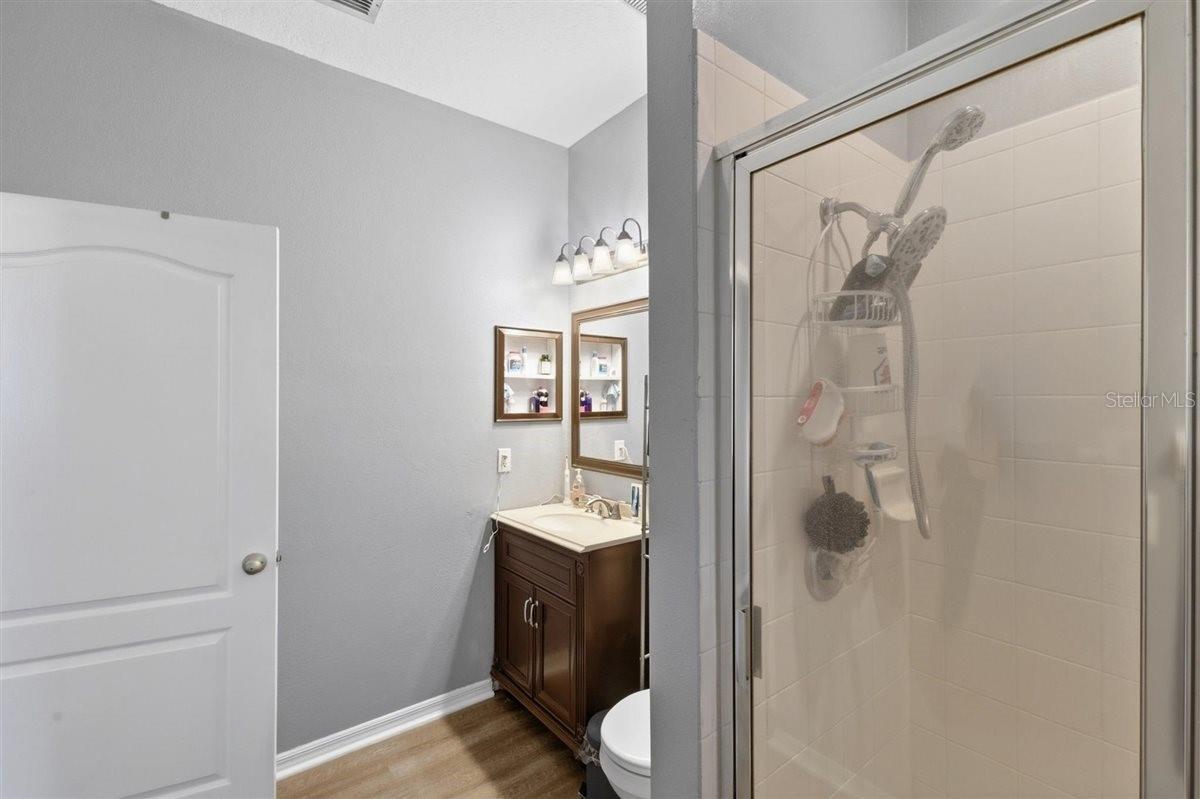 Image 34 of 40 For 7909 Fernleaf Drive