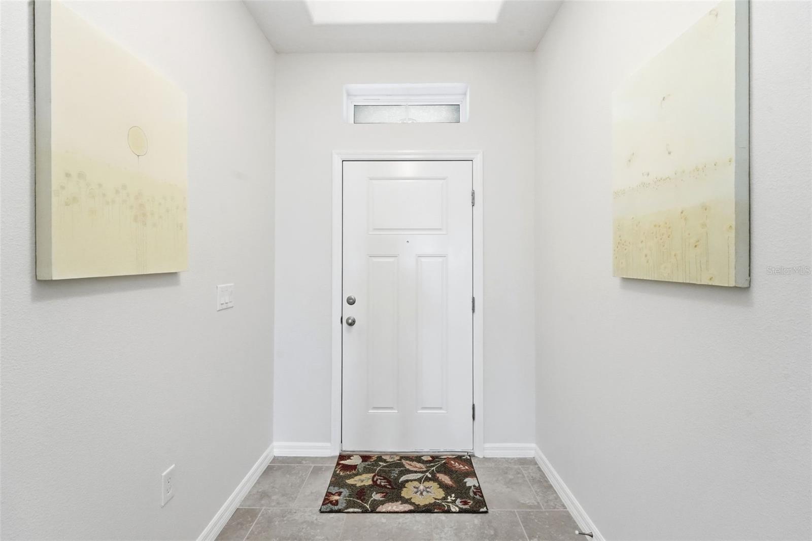 Image 5 of 41 For 404 Victoria Trails Blvd