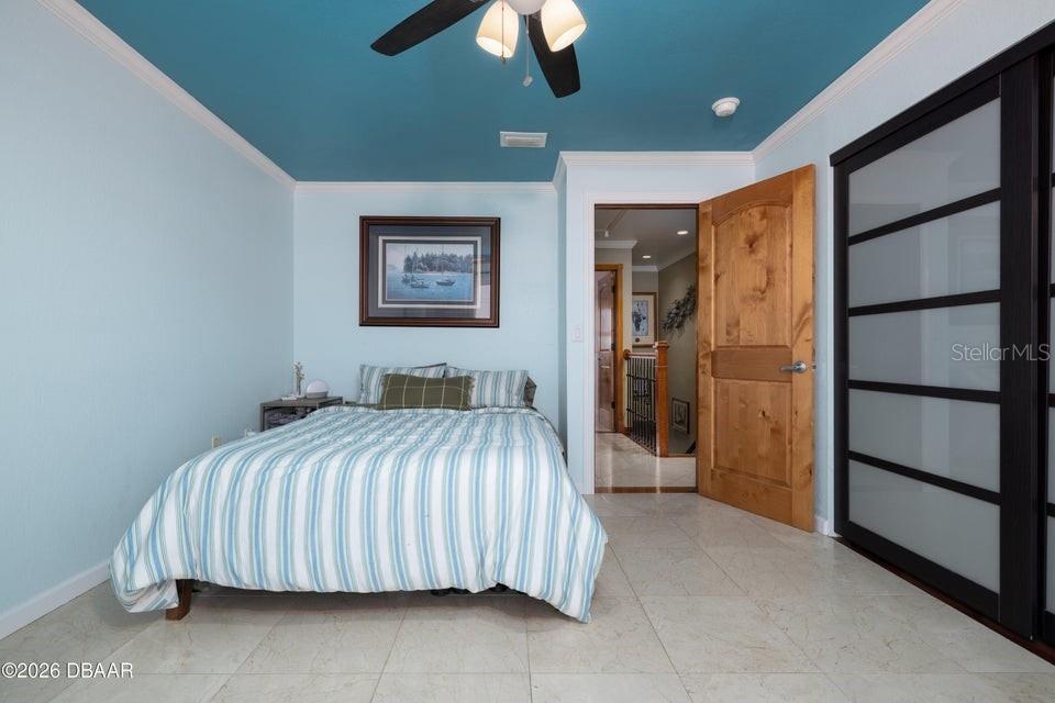 Image 14 of 31 For 2470 Ocean Shore Boulevard 105