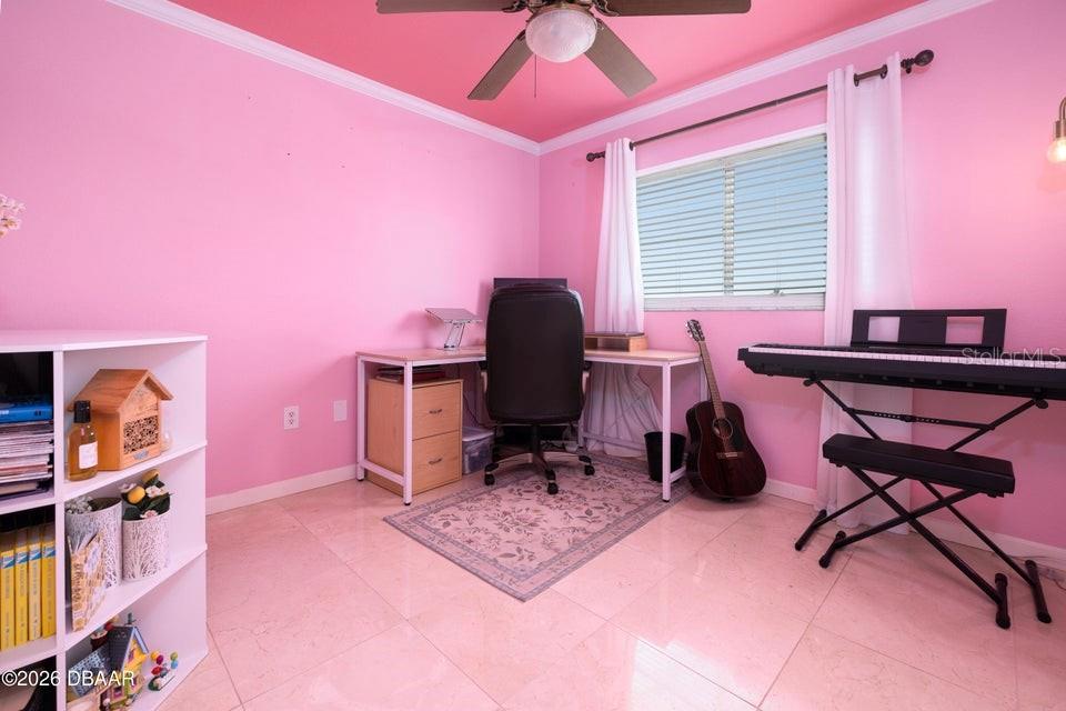 Image 20 of 31 For 2470 Ocean Shore Boulevard 105