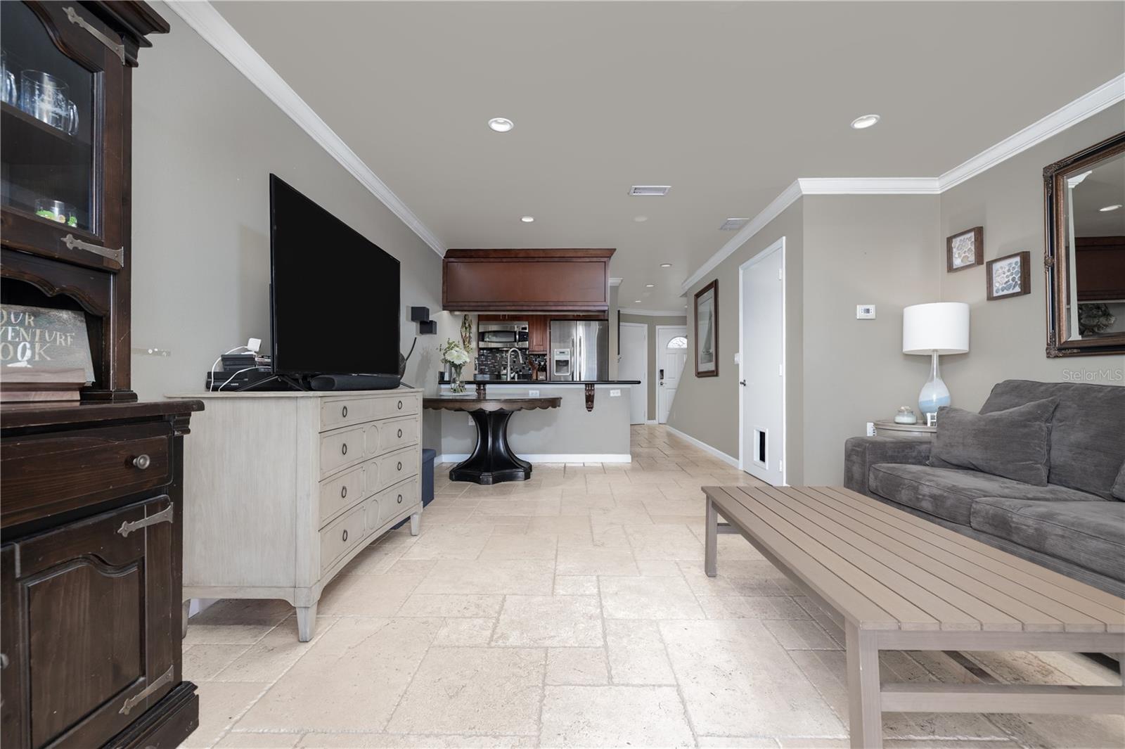 Image 5 of 31 For 2470 Ocean Shore Boulevard 105