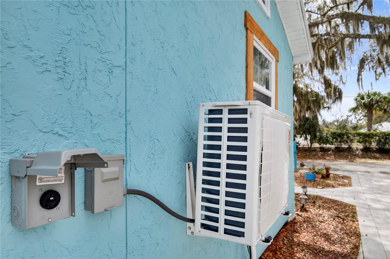 Image 34 of 41 For 607 Jefferson Street