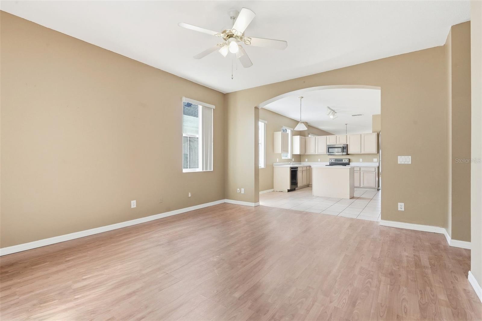 Image 17 of 38 For 2104 Mallard Creek Circle