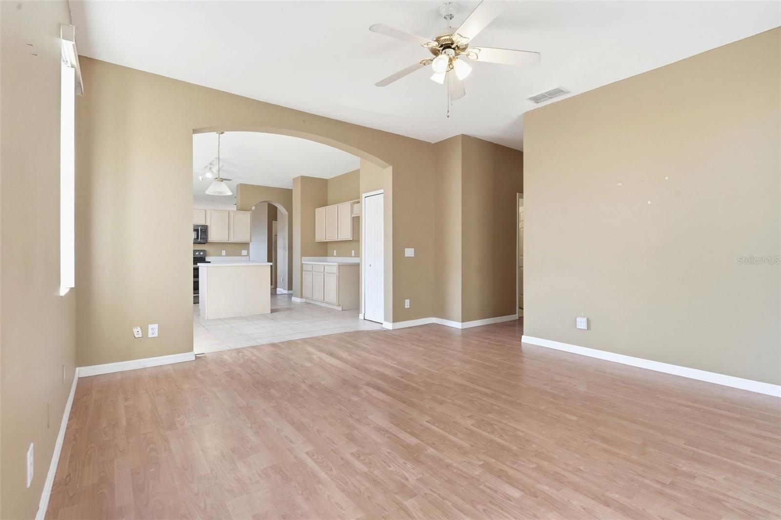 Image 18 of 38 For 2104 Mallard Creek Circle