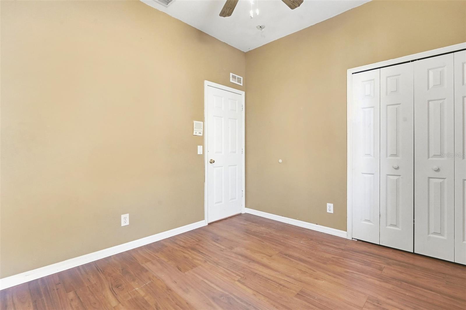 Image 29 of 38 For 2104 Mallard Creek Circle