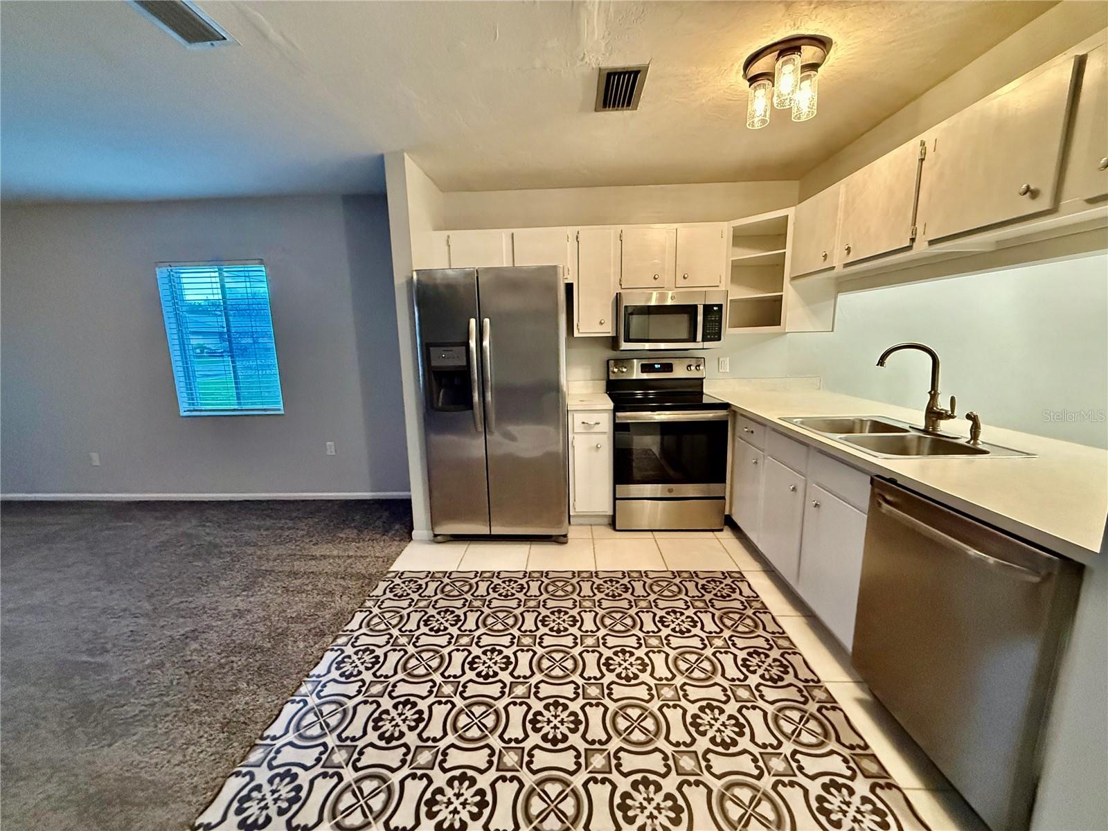 Image 11 of 26 For 1004 Hartford Drive