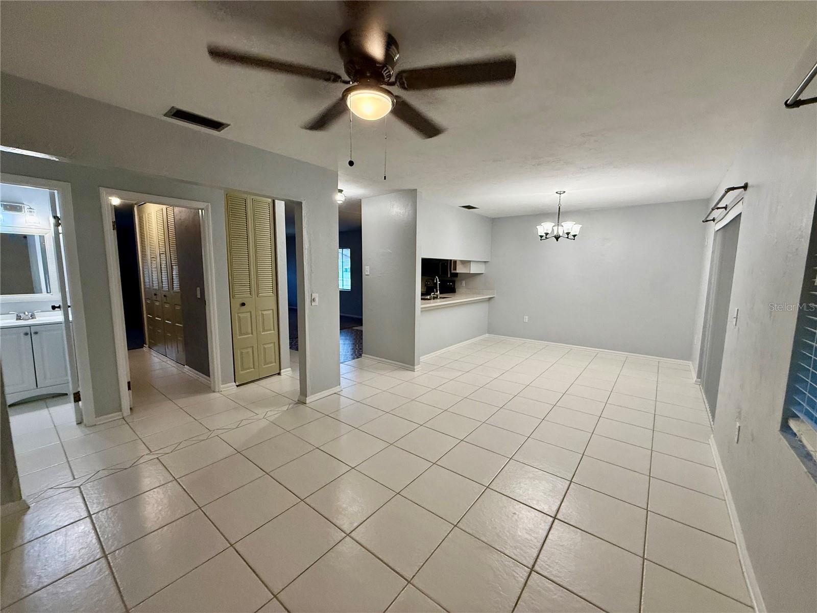 Image 14 of 26 For 1004 Hartford Drive