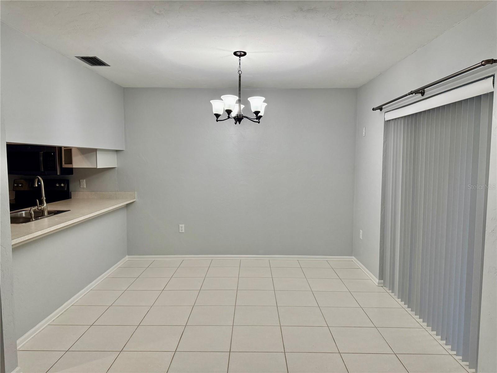 Image 18 of 26 For 1004 Hartford Drive