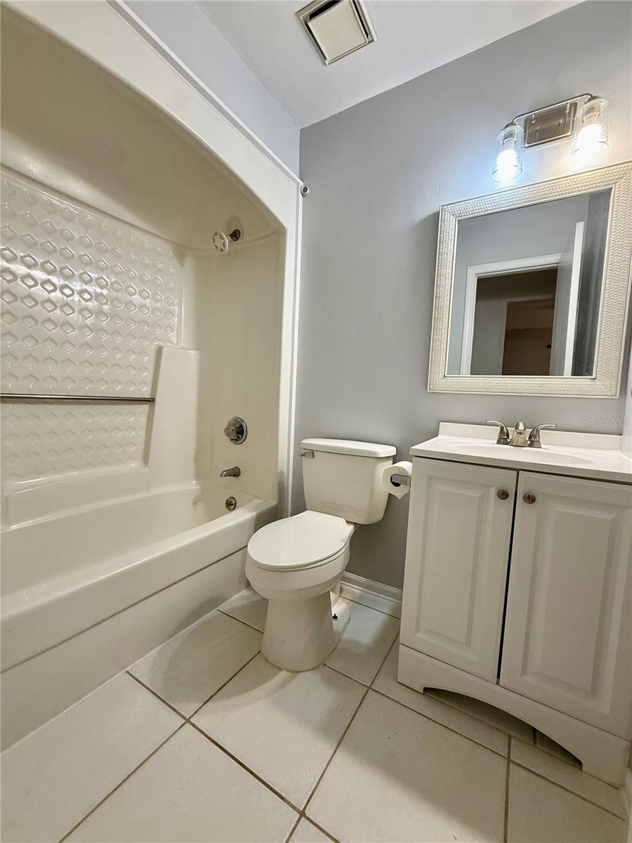 Image 23 of 26 For 1004 Hartford Drive