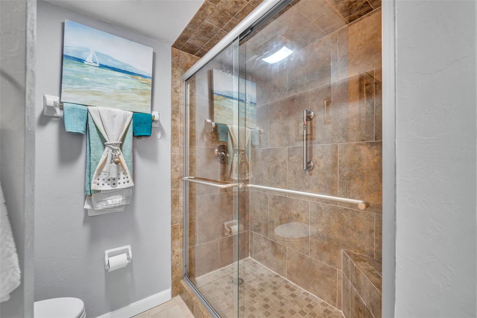 Image 21 of 30 For 2860 Ocean Shore Boulevard 3030