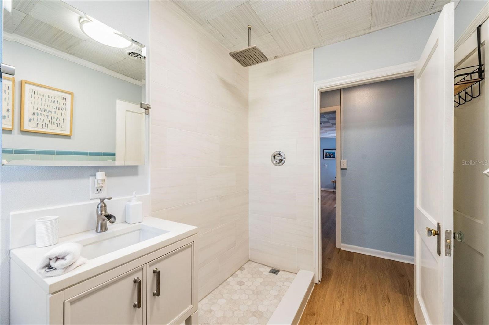 Image 23 of 47 For 13850 124th Street