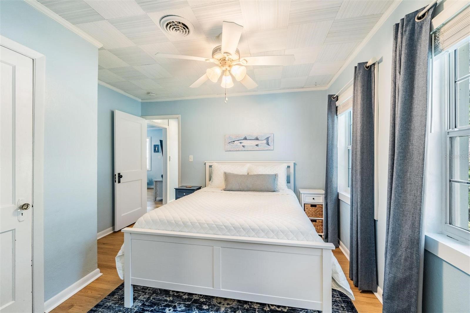 Image 24 of 47 For 13850 124th Street