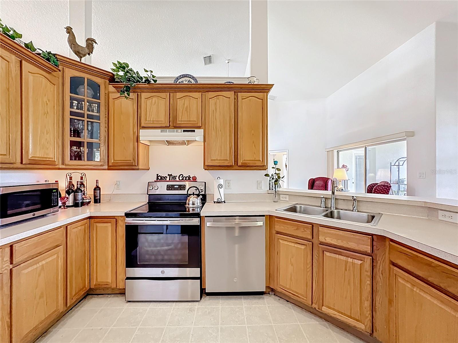 Image 19 of 69 For 200 Round Man Street