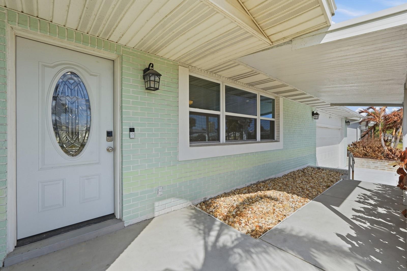 Image 2 of 73 For 341 Plaza Boulevard