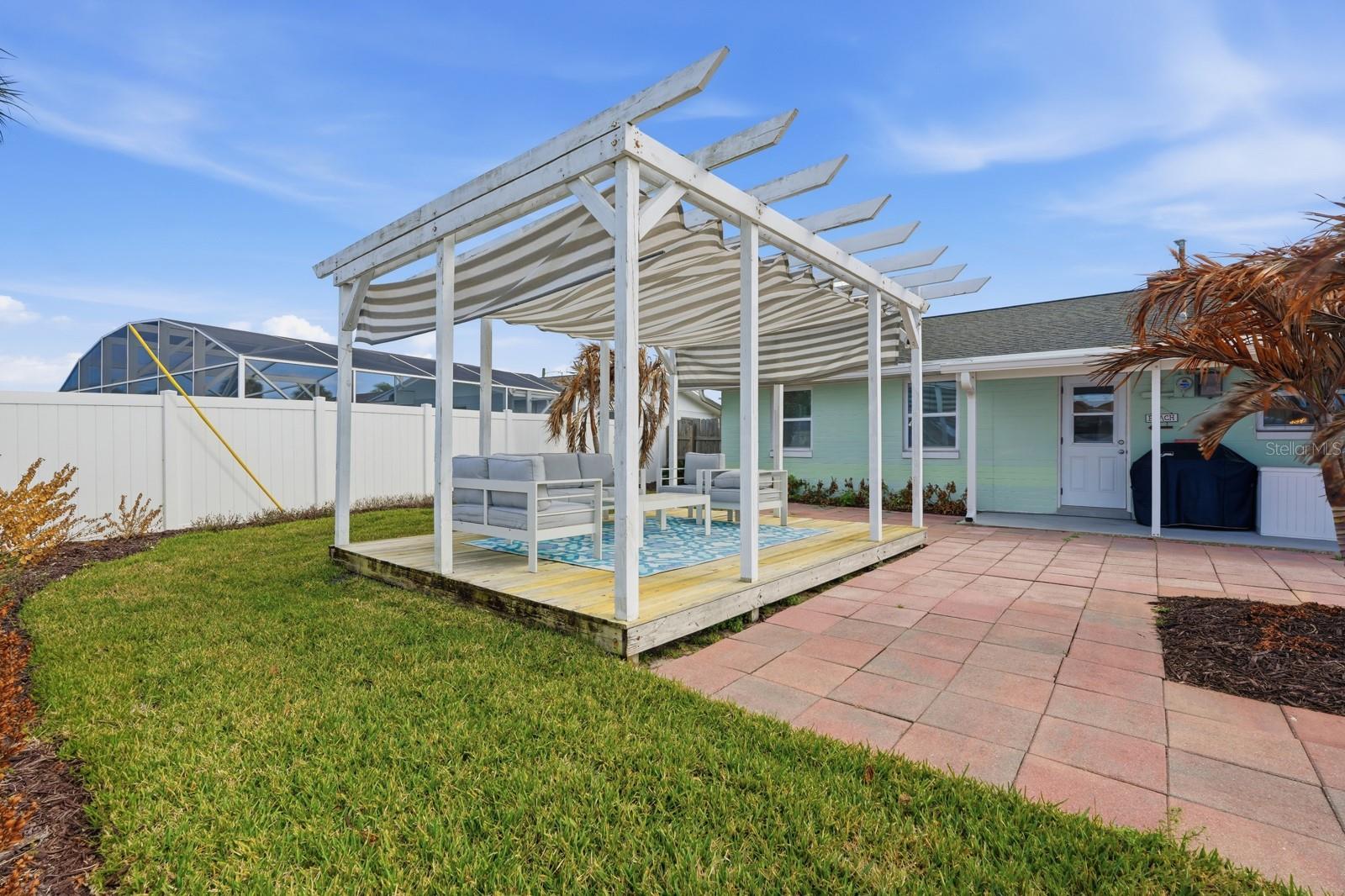 Image 41 of 73 For 341 Plaza Boulevard