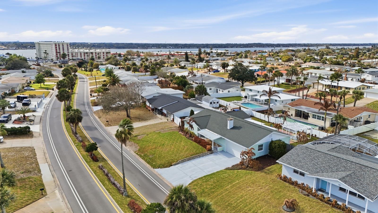 Image 58 of 73 For 341 Plaza Boulevard