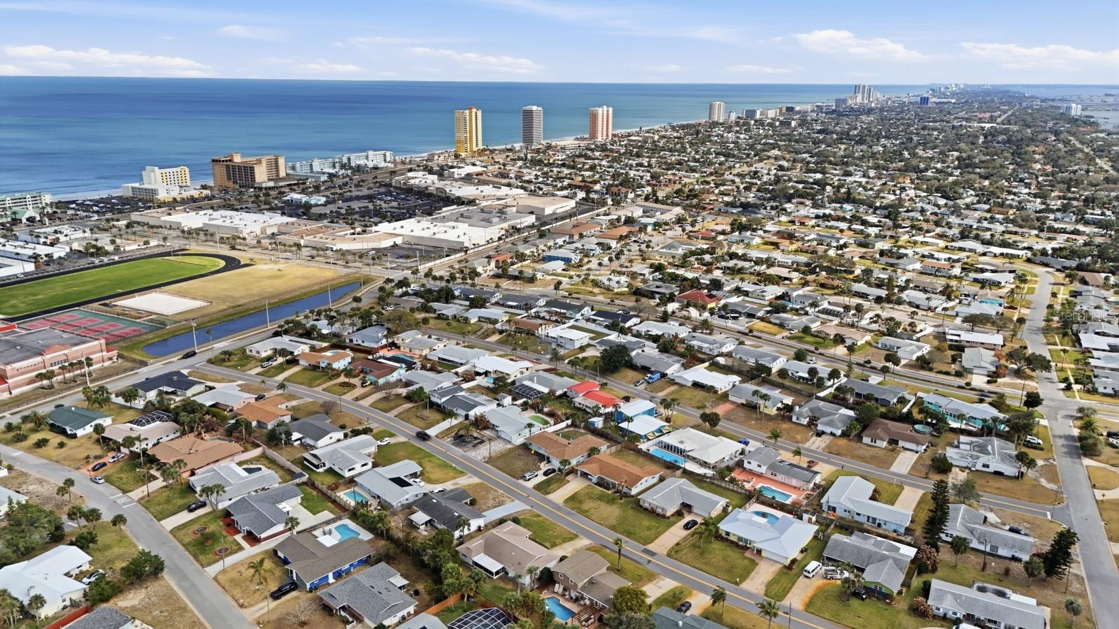 Image 65 of 73 For 341 Plaza Boulevard