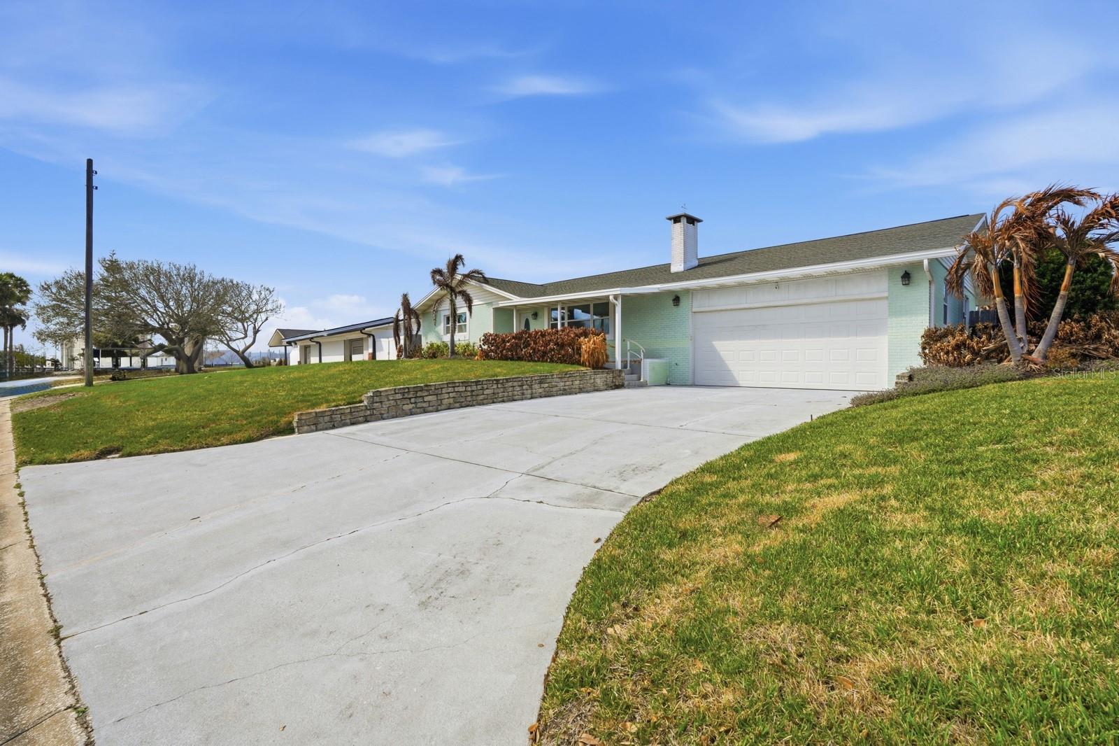 Image 70 of 73 For 341 Plaza Boulevard